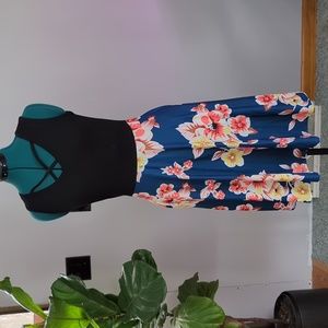 Moyabo V-neck Crisscross Tank Tropical Dress Size Large NWT